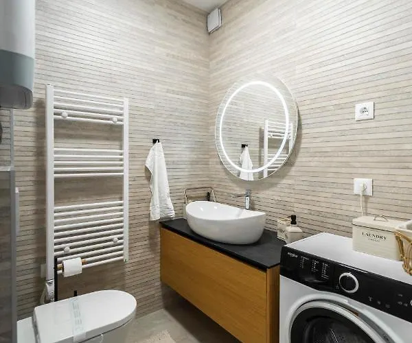 Skyline Retreat 아파트