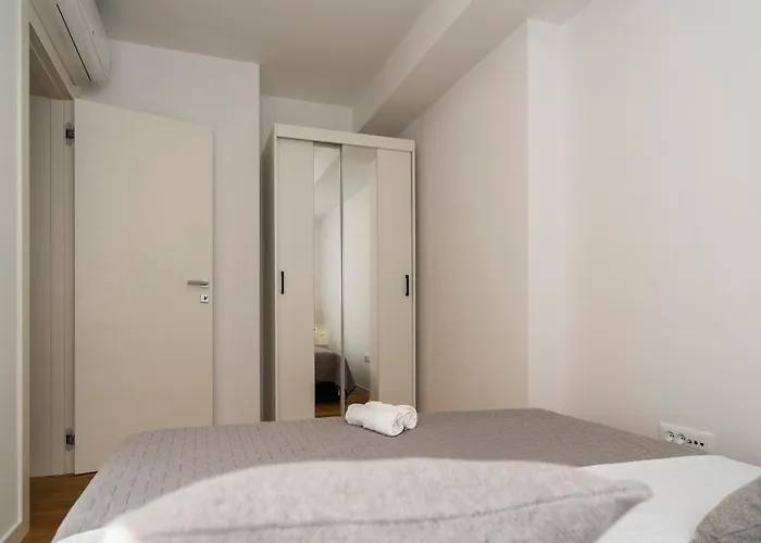 Skyline Retreat 아파트 *