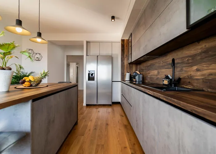 아파트 Skyline Retreat 자다르