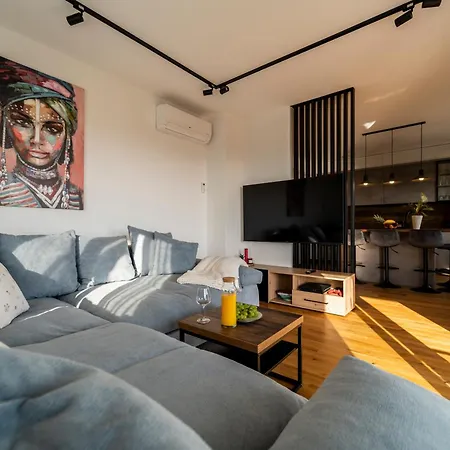 Skyline Retreat - Private Rooftop Wellness Zadar