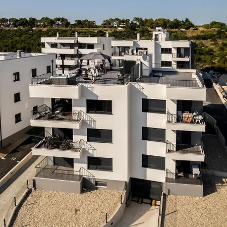 דירה Skyline Retreat *